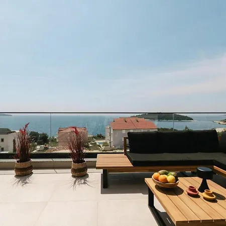 Villa Modern,stylish Exclusive With Pool&jacuzzi *