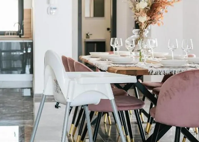 Modern,stylish Exclusive With Pool&jacuzzi