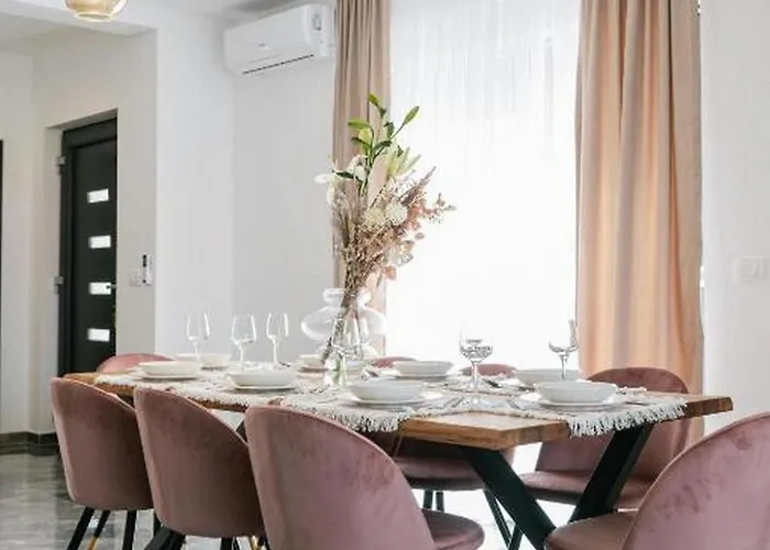 Modern,stylish Exclusive With Pool&jacuzzi * Rogoznica (Sibenik-Knin)