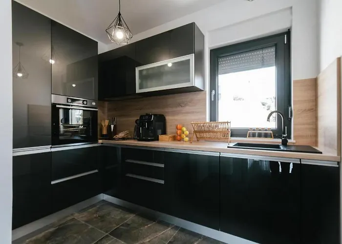 Modern,stylish Exclusive With Pool&jacuzzi Villa