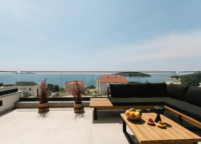 Villa Modern,stylish Exclusive With Pool&jacuzzi *