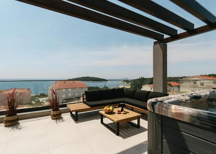 Modern,stylish Exclusive With Pool&jacuzzi Villa Rogoznica (Sibenik-Knin)