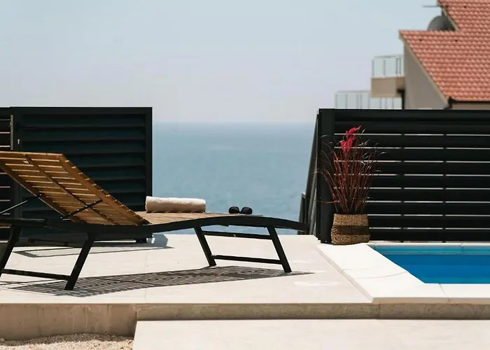 Modern,stylish Exclusive With Pool&jacuzzi